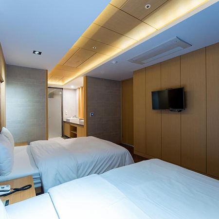 Browndot Hotel Incheon Songdo Bagian luar foto